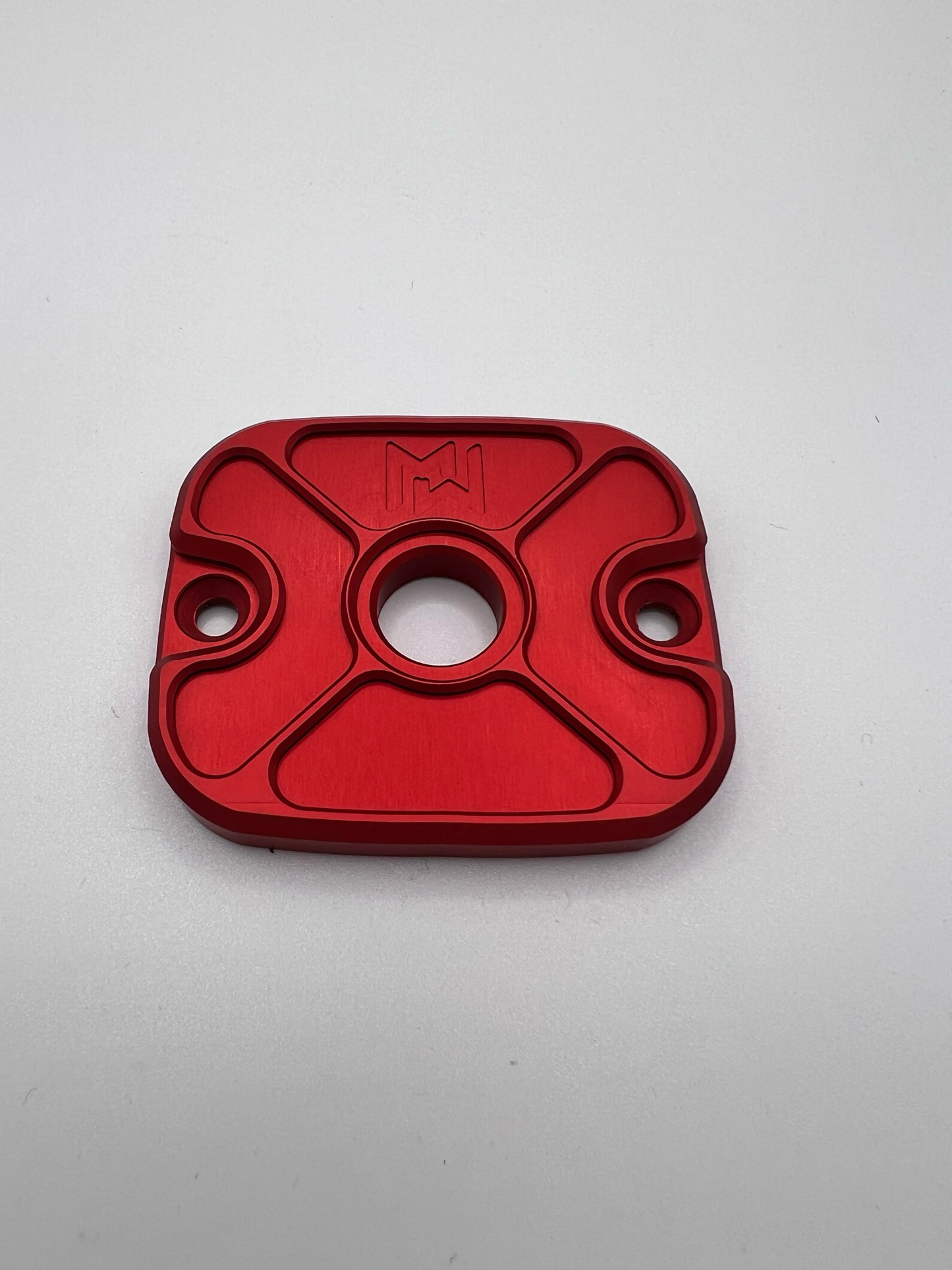Wiggers Engineering - Front brake master cover, Red - 1996-2005