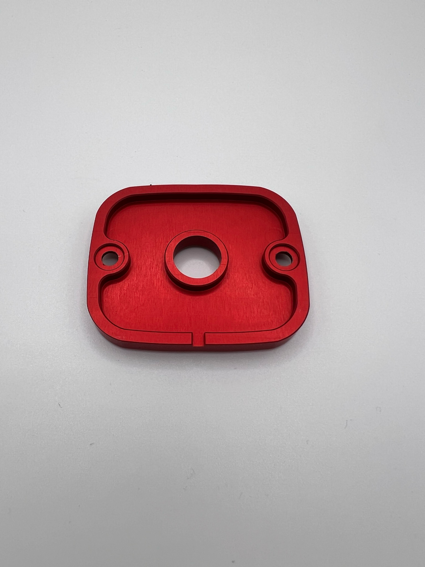 Wiggers Engineering - Front brake master cover, Red - 1996-2005