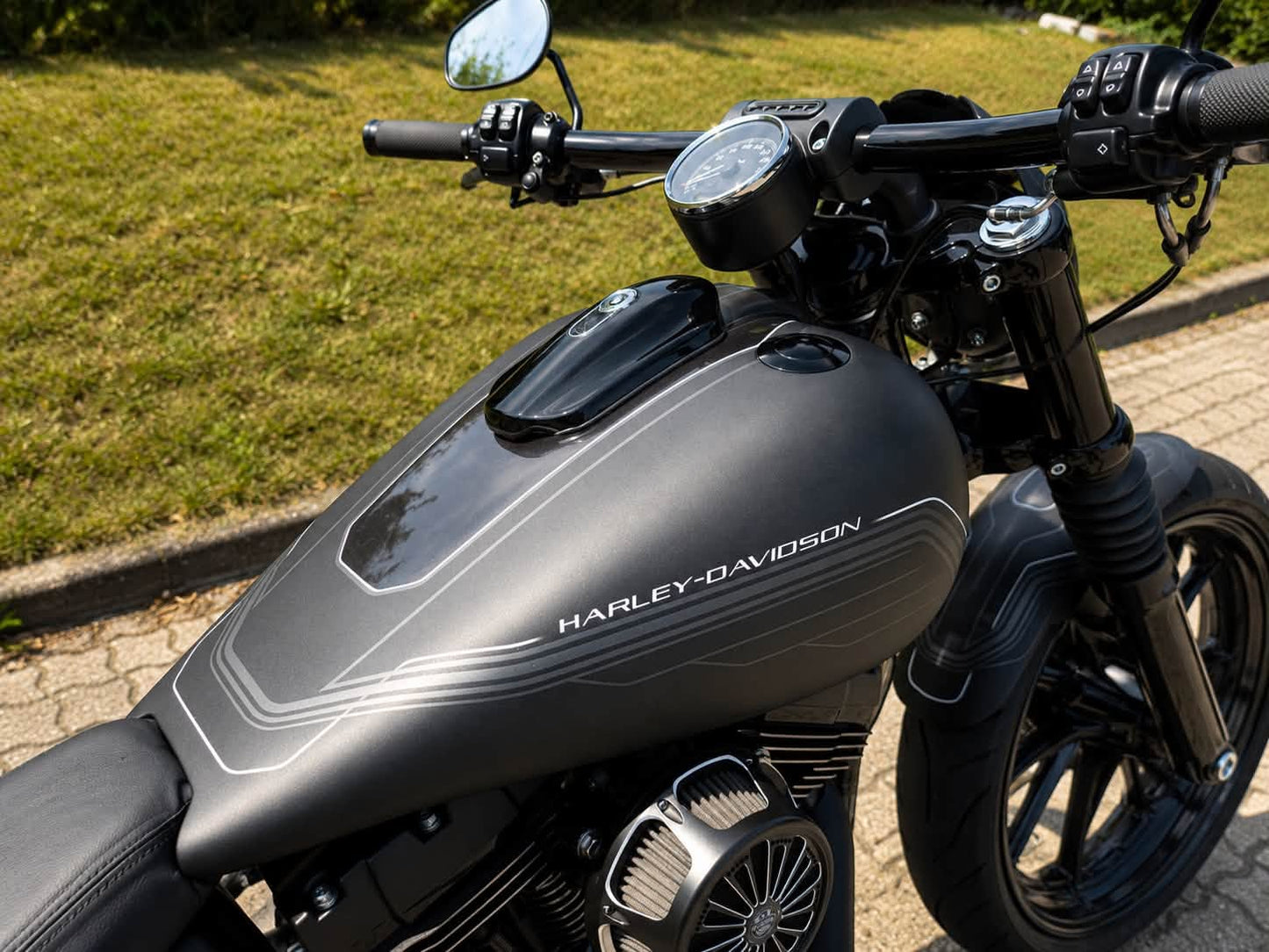 Harley-Davidson Breakout 2015 – Custom