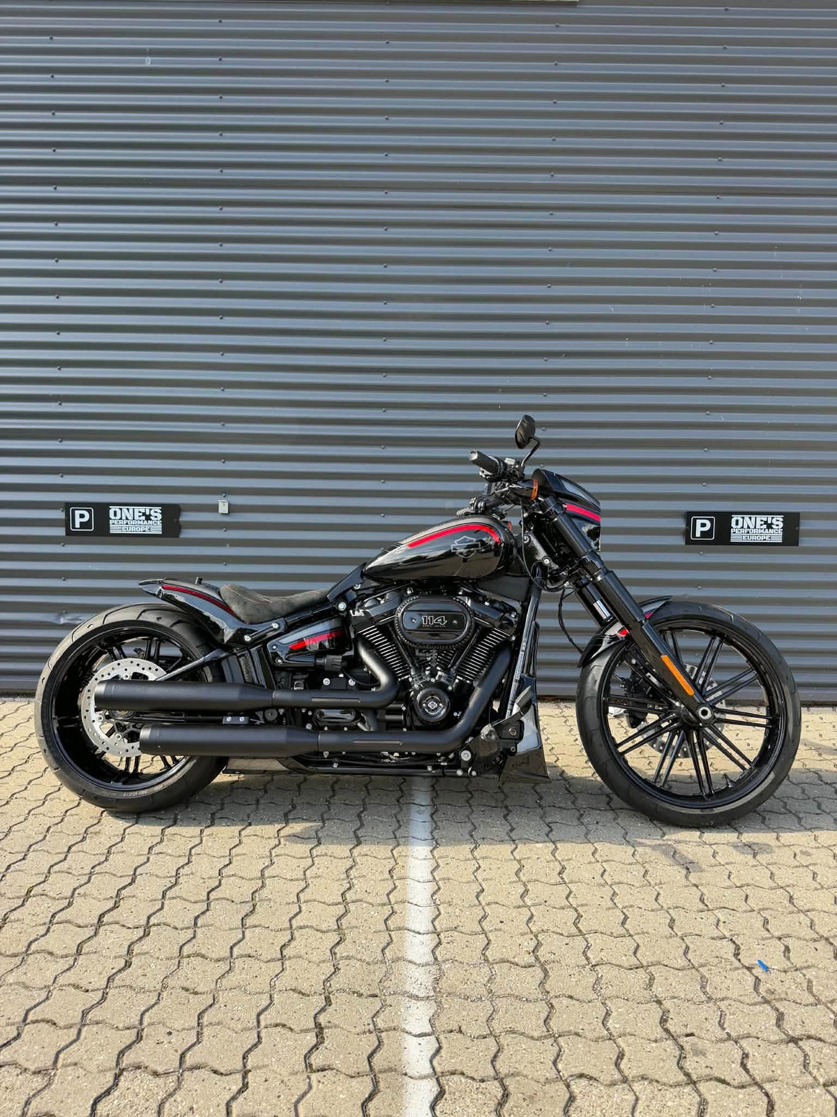 Harley-Davidson Breakout FXBRS 114 – 2018 – Kun 715 km