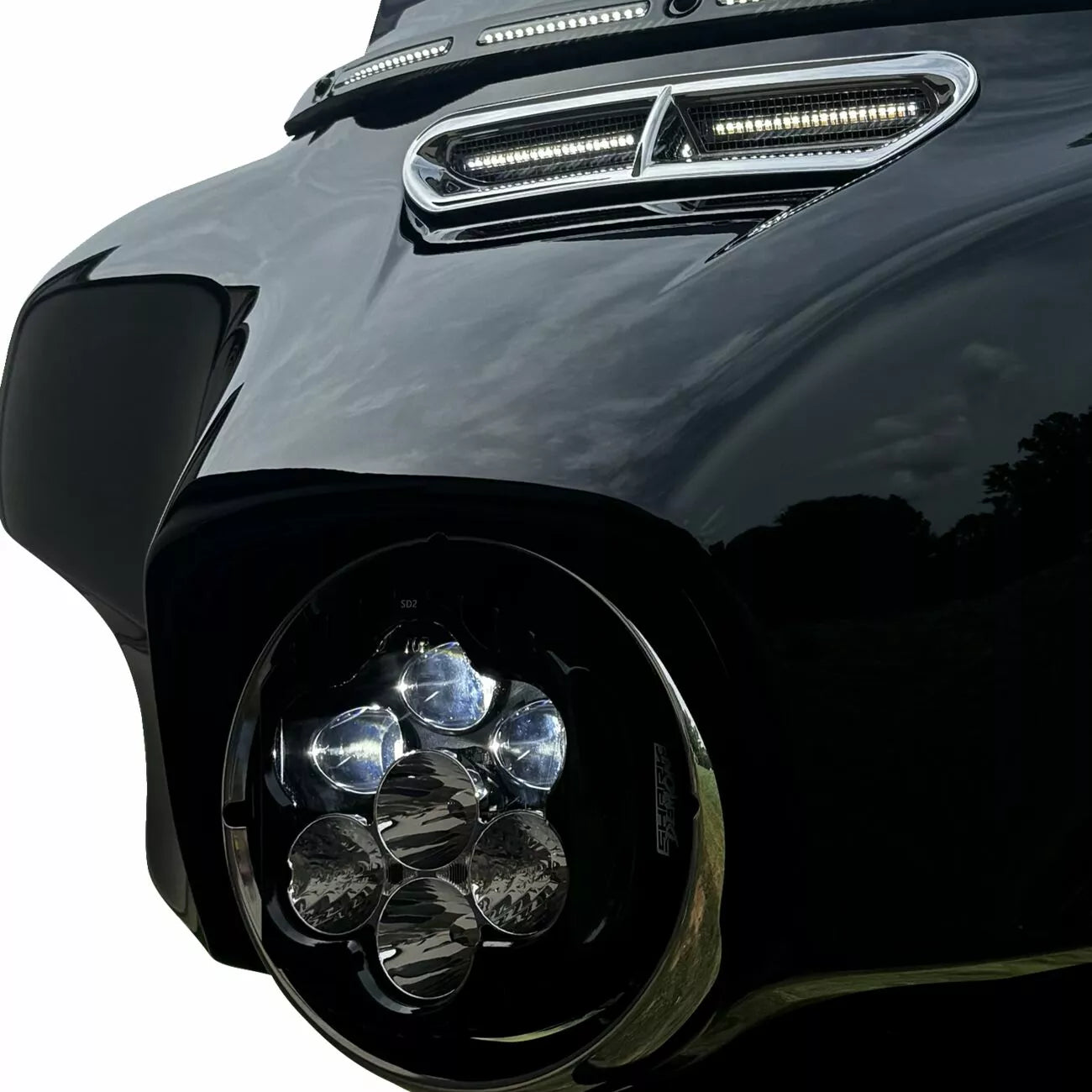 CUSTOM DYNAMICS 7" – ECE Approved Shark Demon LED Headlight,